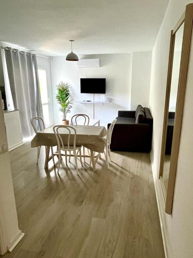 Apartamentos Cana Sofia Cala Llonga  Eksteriør bilde