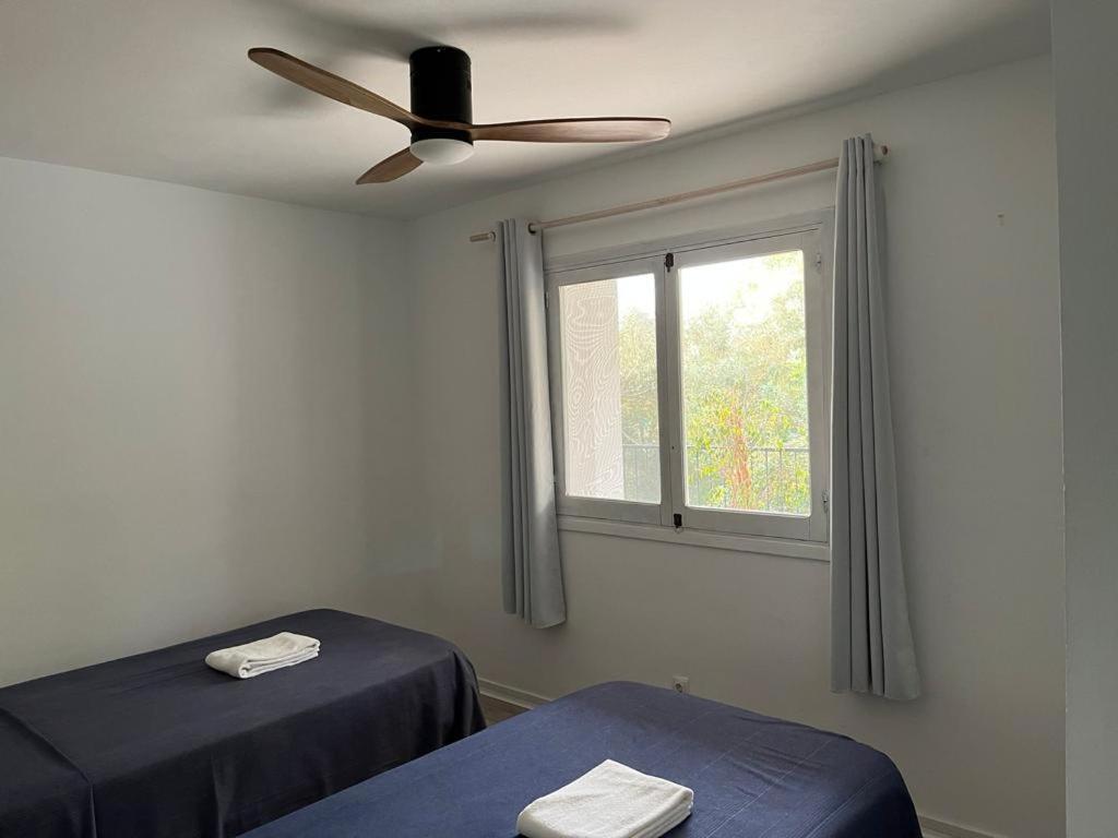 Apartamentos Cana Sofia Cala Llonga  Eksteriør bilde